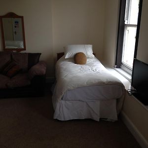Comfort Triple Room Shower